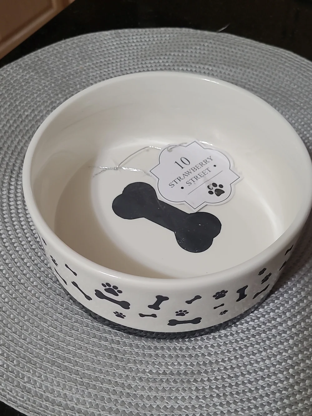 10 Strawberry Street Ceramic Dog Bowl